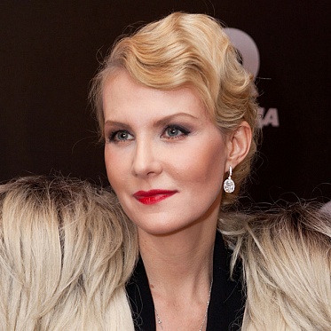 Ренате Литвиновой – 50 лет