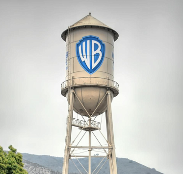 Paramount может агрессивно поглотить Warner Bros. Discovery