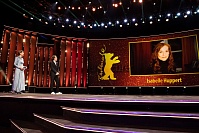 72 Берлинале, церемония вручения почетного приза Изабель Юппер
