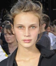 Марина Вакт (Marine Vacth)