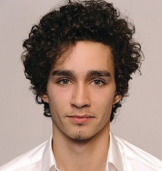Роберт Шиэн (Robert Sheehan)