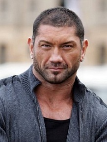   (Dave Bautista)