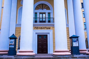 Мединский против возвращения «Ленфильму» и студии Горького прав за «золотые коллекции» Мединский против возвращения «Ленфильму» и студии Горького прав за «золотые коллекции»