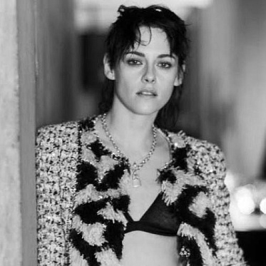 Кристен Стюарт будет удостоена премии на кинофестивале Сандэнс Кристен Стюарт будет удостоена премии на кинофестивале Сандэнс