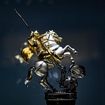 44 ММКФ: поезд идет на восток?