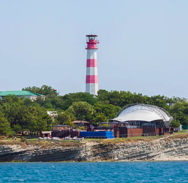 Игорь Толстунов и Данила Козловский в жюри фестиваля Маяк