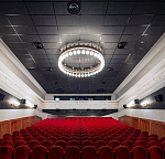 В России из-за пандемии вновь ограничивают работу кинотеатров