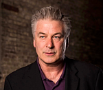 Трагедия на съемках: Алек Болдуин случайно застрелил оператора и ранил режиссера