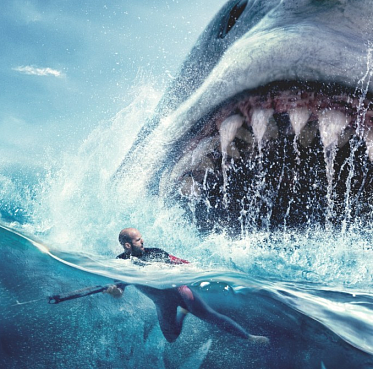 Итоги уикенда с 9 по 12 августа: монстр глубины проглотил Тома Круза