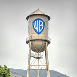 Paramount может агрессивно поглотить Warner Bros. Discovery