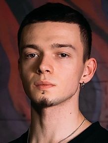 Алексей Вахрушев