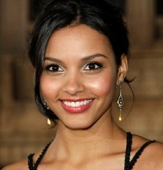 Джессика Лукас (Jessica Lucas)