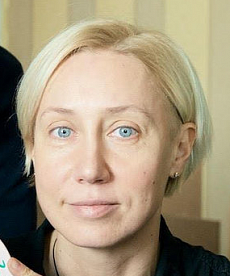 Лера Суркова