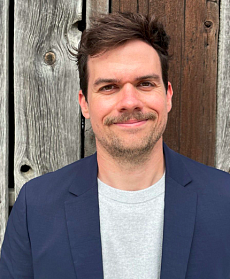 Майкл Валдрон (Michael Waldron)