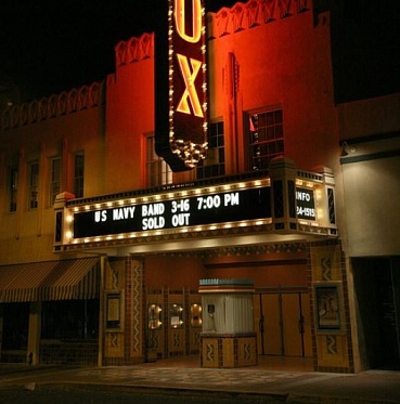 Лос-Анджелес открывает кинотеатры