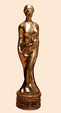         Федор Бондарчук получил почетную награду за вклад в мировой кинематограф