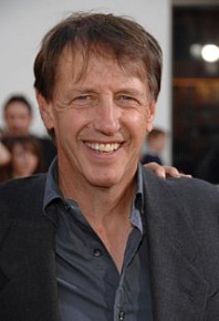 Деннис Дуган (Dennis Dugan)