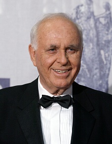 Майкл Кун (Michael Kuhn)