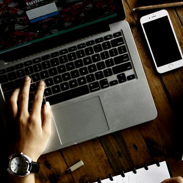 Фонд кино начал прием заявок на участие в программе поддержки выпускников «Путь в кино» Фонд кино начал прием заявок на участие в программе поддержки выпускников «Путь в кино»