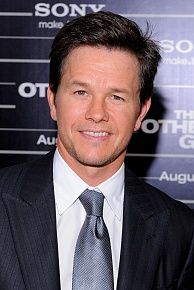   (Mark Wahlberg)