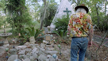 Сандэнс 2024: «Боже, храни Техас» – штат одинокой звезды, нефти, мигрантов и тюрем