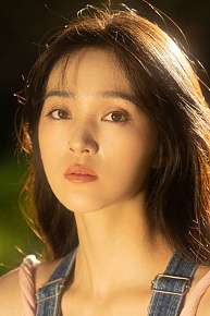 Чжан Шувэнь (Zhang Chuwen)