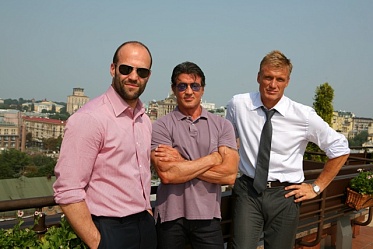 Команда «Неудержимых» добралась до Киева 