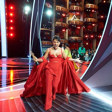 Оскар 2021: церемония вручения премии в фотографиях Оскар 2021: церемония вручения премии в фотографиях