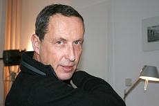 Чарли Вебкен (Charlie Woebcken)