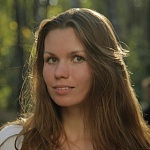 Лена Ланских: «Я выросла в среде, где улыбаться и радоваться жизни было неприлично»