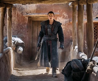 Завершились съемки сериала «Трудно быть богом» Завершились съемки сериала «Трудно быть богом»