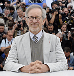 Apple планирует снять продолжение сериала Стивена Спилберга «Удивительные истории»