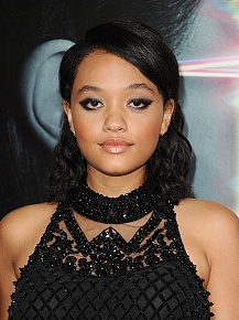 Кирси Клемонс (Kiersey Clemons)