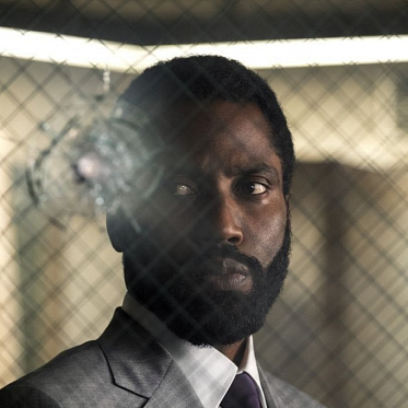 Создатели «Довода» отказались от единой даты мировой премьеры