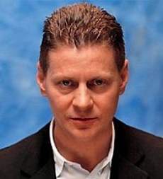 Эндрю Никкол (Andrew Niccol)