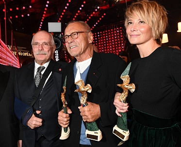 15-я церемония вручения премии «Золотой Орел»: Фоторепортаж