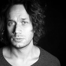 Элмер Бэк (Elmer Bäck)