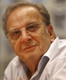 Рональд Харвуд (Ronald Harwood)