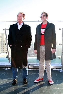 Арнольд Шварценеггер и Джони Ноксвил в Москве: Фоторепортаж