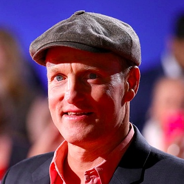 Вуди Харрельсон празднует юбилей