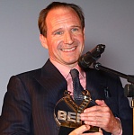 Рэйф Файнс получил приз «Верю. Константин Станиславский»