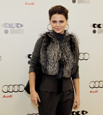 Карен Шахназаров нашел Анну Каренину Карен Шахназаров нашел Анну Каренину