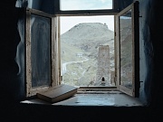 кадр из фильма Семь черных бумаг