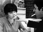 кадр из фильма Жить своей жизнью