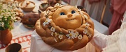 кадр из фильма Последний богатырь. Колобок