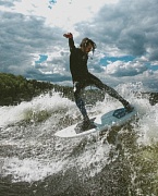 кадр из фильма Прибой