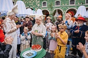 фото со съемок фильма Зубастая няня
