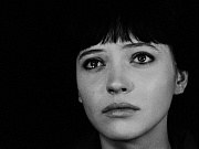 кадр из фильма Жить своей жизнью