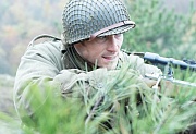 кадр из фильма Последний рубеж