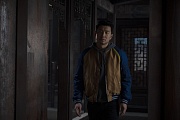 кадр из фильма Шан-чи и легенда десяти колец